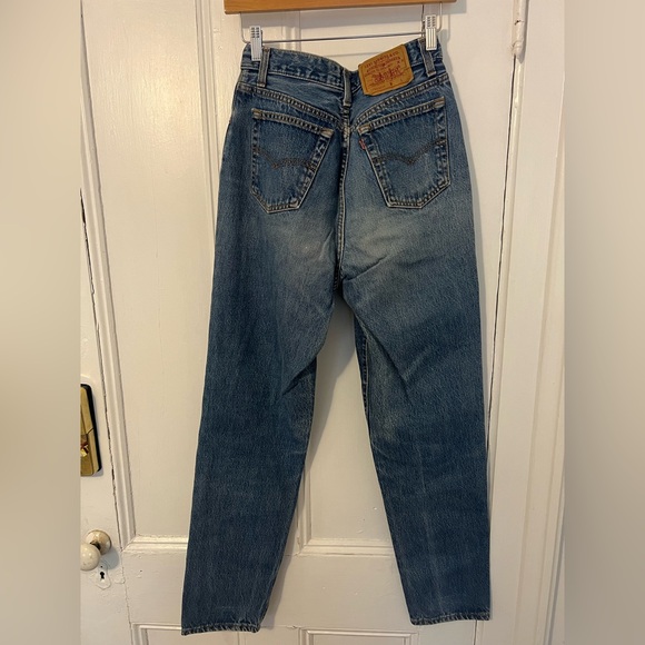 Vintage Levi’s 501s - Picture 8 of 8